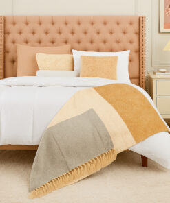 Manta Decorativa Tricolor con Flecos – Mostaza, Marfil y Plata