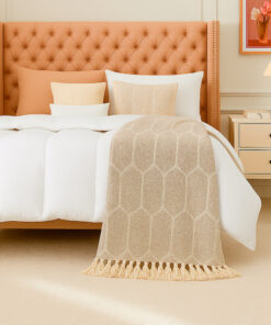 Pie de Cama Decorativo Rombo Beige con Flecos