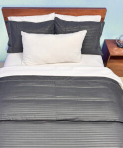 Combo duvet más plumón negro embozado