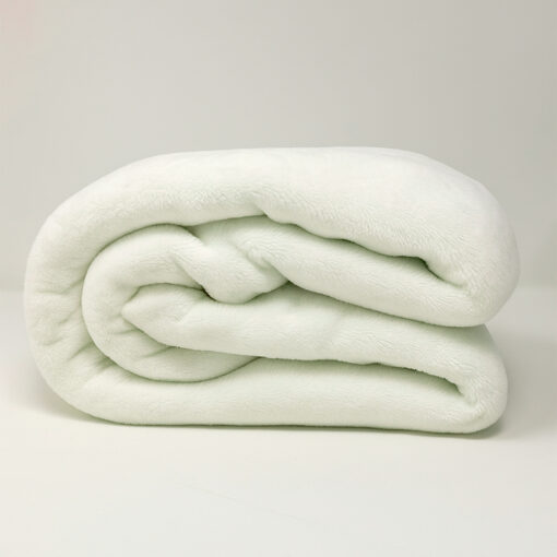 Cobija piel de conejo sintética blanca