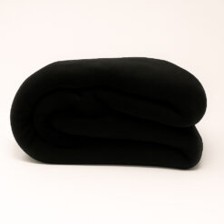 Cobija piel de conejo sintética negra