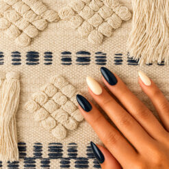 Alternative view of Cojín Rústico Antología Azul