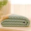 Pie de Cama Decorativo Zig Zag Color Menta con Flecos Casa LiLe
