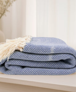 Alternative view of Pie de Cama Decorativo Rombo Azul con Flecos