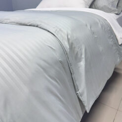 Alternative view of Combo duvet más plumón gris claro embozado