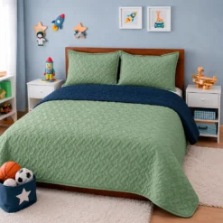 Cubrelecho Infantil Doble Faz Azul Oscuro y Verde Oliva Casa LiLe