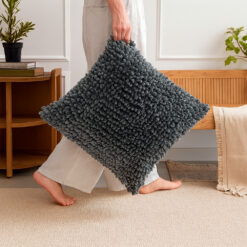 Alternative view of Cojín Decorativo Teddy Plomo