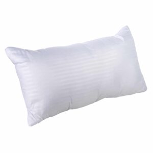 Almohada blanca cama king