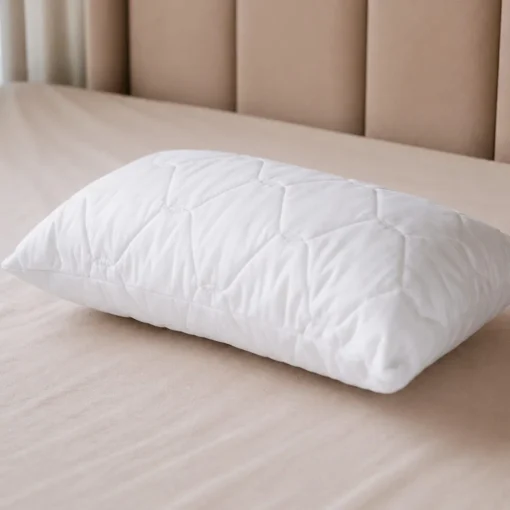 Almohada acolchada blanca de microfibra Casa LiLe