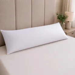 Almohada blanca cama king Casa LiLe