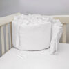 Bumper para cuna blanco con boleros