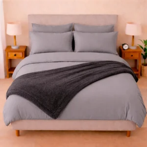 Combo LIL Gris Claro - Plum n + Juego de Duvet + Almohada + Cobija Bunny Casa LiLe