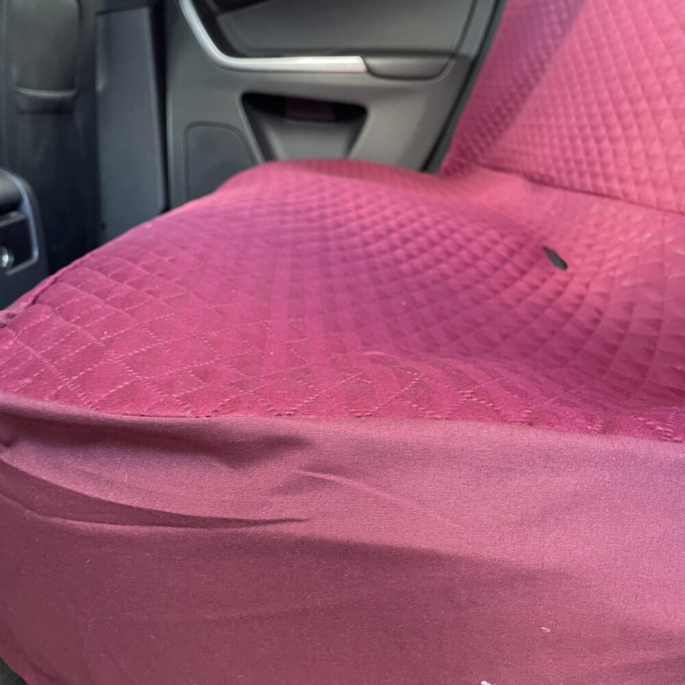 Alternative view of Protector de silla de carro Trasero Vinotinto