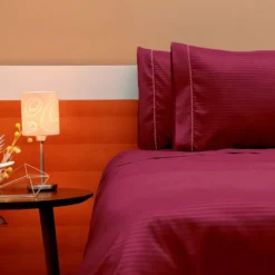 Combo: juego de duvet vinotinto luxury + plum n Casa LiLe