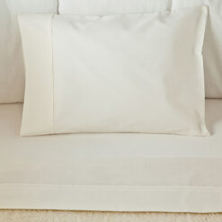 Juego de sábanas beige con bordado beige para cuna