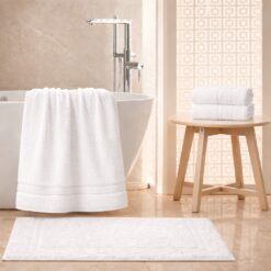 Kit Toalla Hogar Blanco x4 - 1 Toalla de cuerpo, 2 Toallas de manos y 1 Tapete