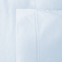 Alternative view of Juego de sábanas azul con bordado para cunas