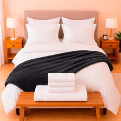 Combo Soltero 1000 Blanco - Protector Antifluido, Plumón, Almohada(s), Juego Duvet, Cobija Bunny y Toallas
