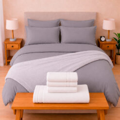 Combo Soltero 1000 Gris Claro - Protector Antifluido, Plumón, Almohada(s), Juego Duvet, Cobija Bunny y Toallas