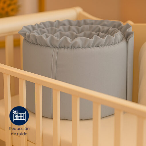 Bumper para cuna gris con boleros